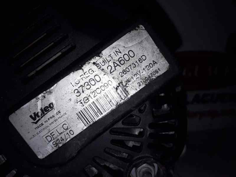 Recambio de alternador para hyundai i30 (fd) referencia OEM IAM 373002A600/TG12C090/2607316D  
