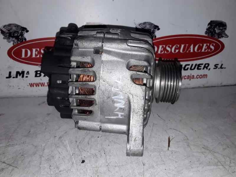 Recambio de alternador para hyundai i30 (fd) referencia OEM IAM 373002A600/TG12C090/2607316D  