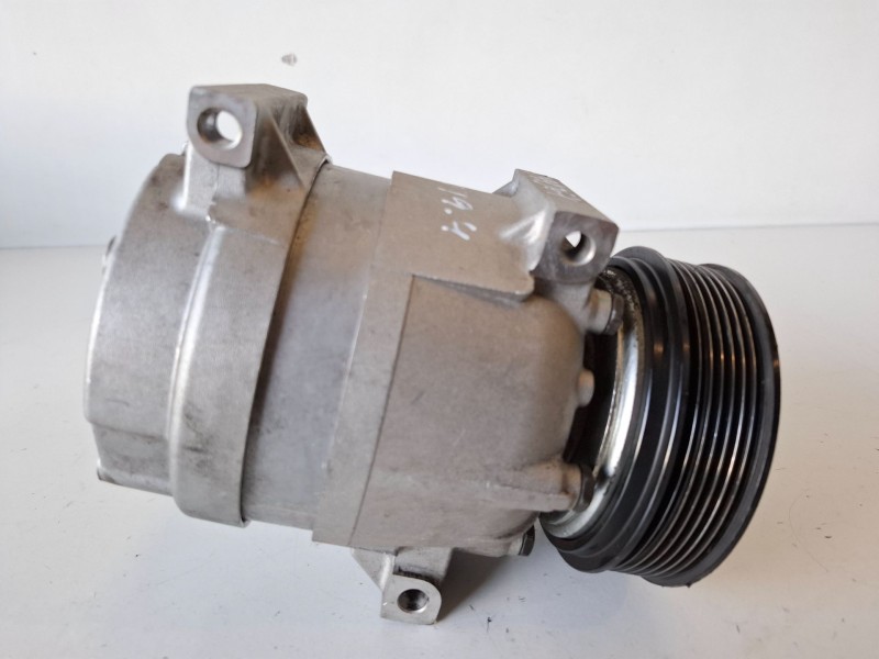 Recambio de compresor aire acondicionado para renault master ii fase 2 furgón g9u650 referencia OEM IAM   