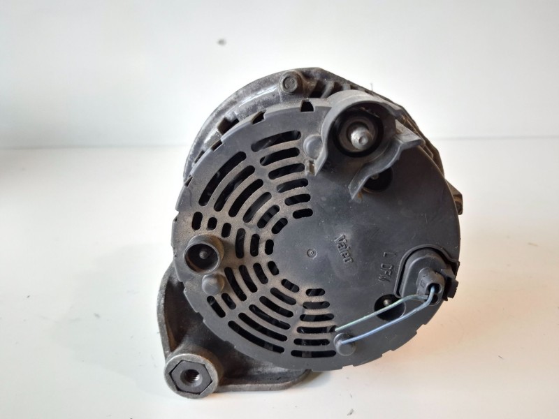 Recambio de alternador para bmw serie 3 berlina (e46) 306d1 referencia OEM IAM 788222AI03  