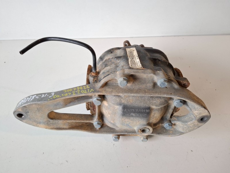 Recambio de diferencial trasero para mercedes-benz vito basic-kombi (639) 646982 referencia OEM IAM A6393501214  
