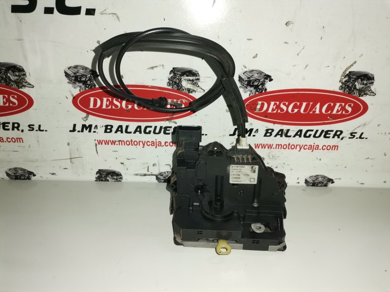 Recambio de cerradura puerta delantera derecha para fiat grande punto (199) 199a6000 referencia OEM IAM 51797562  