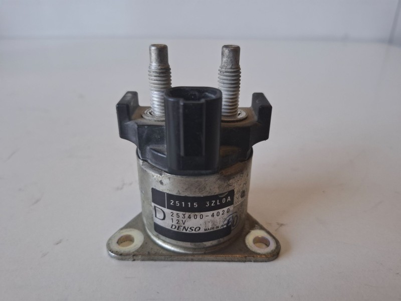 Recambio de rele para nissan pulsar (c13m) hra2 referencia OEM IAM 251153ZL0A  