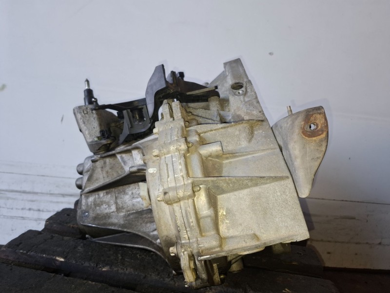 Recambio de caja cambios para nissan qashqai (j11e) k9k636 referencia OEM IAM TL4126  