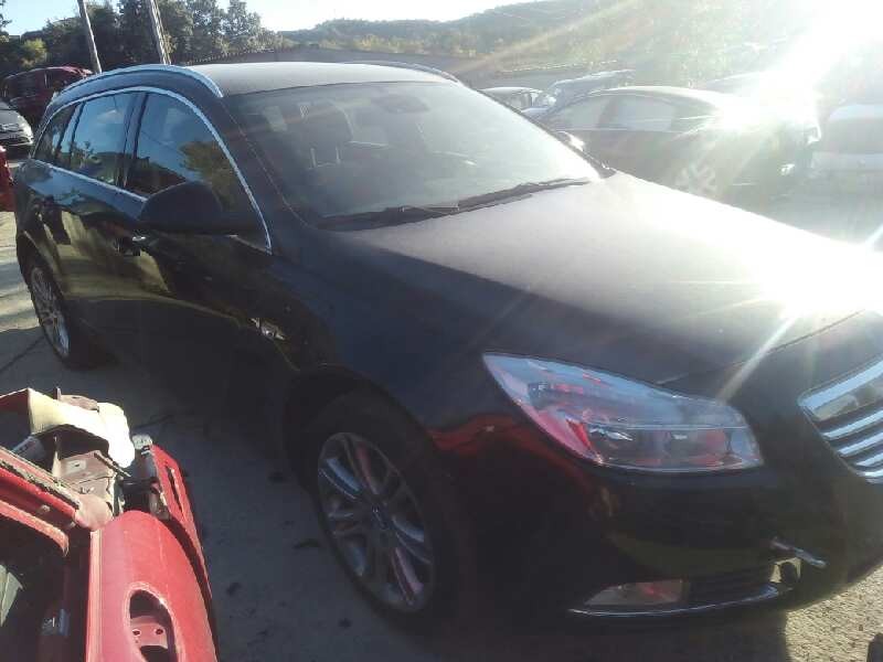 opel insignia berlina del año 2009
