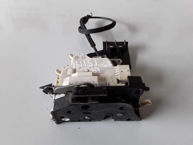 Recambio de cerradura puerta delantera derecha para seat altea (5p1) cay referencia OEM IAM 1P1837016B  