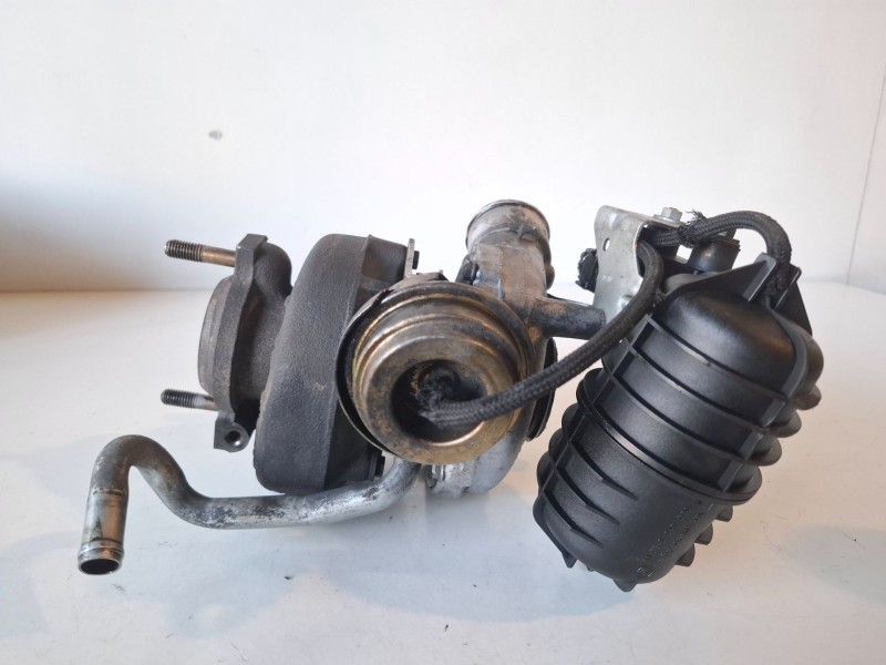 Recambio de turbocompresor para bmw serie 3 berlina (e46) 306d1 referencia OEM IAM 2248834E  