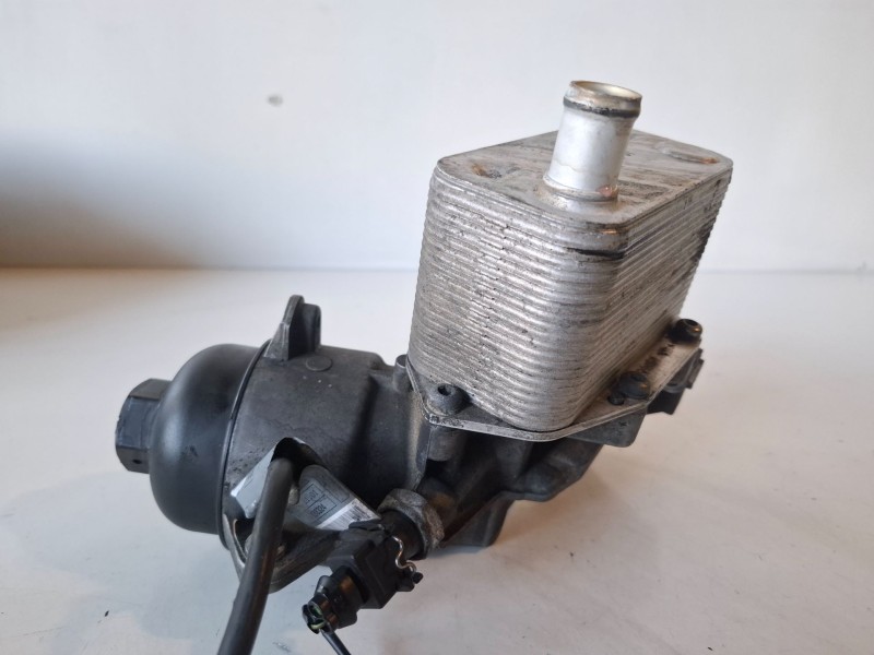 Recambio de enfriador aceite motor para bmw serie 3 berlina (e46) 306d1 referencia OEM IAM 2247204  