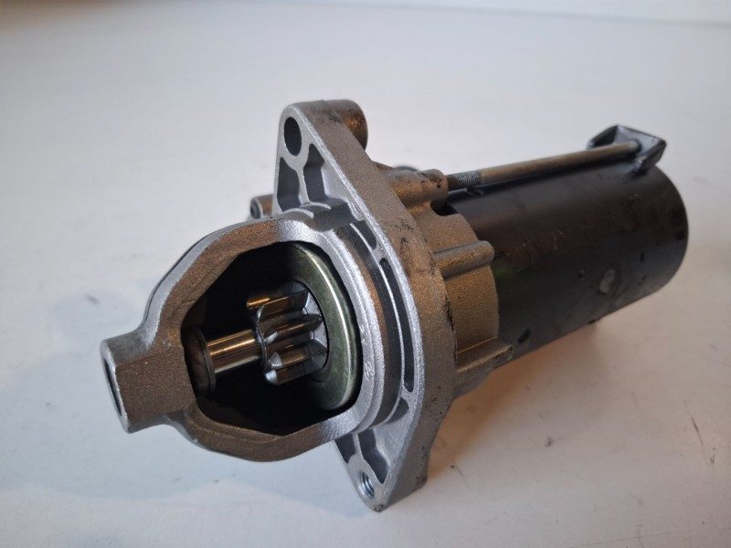 Recambio de motor arranque para fiat iii evo punto (199) 199a2000 referencia OEM IAM 316180113  