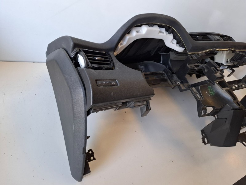 Recambio de kit airbag para nissan x-trail (t32) r9m414 referencia OEM IAM   