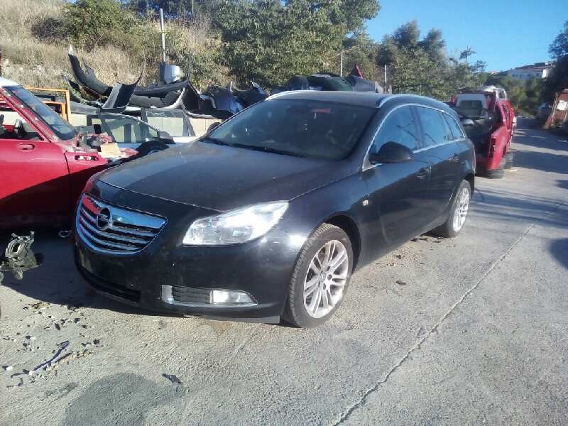 opel insignia berlina del año 2009