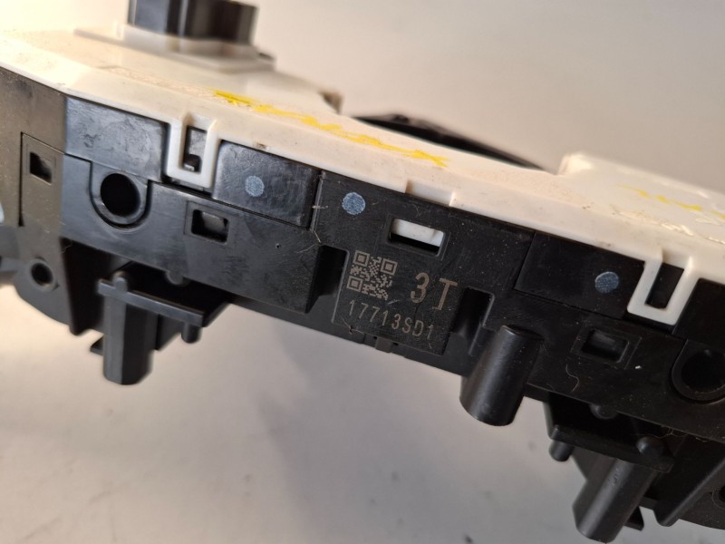 Recambio de mando luces para nissan x-trail (t32) r9m414 referencia OEM IAM 17713SD1  