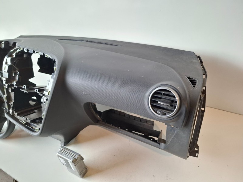 Recambio de kit airbag para seat leon (1p1) cayc referencia OEM IAM   
