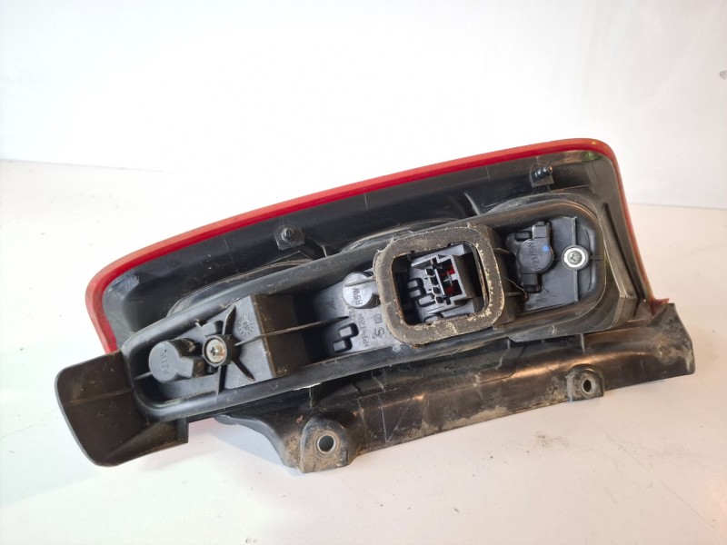 Recambio de piloto trasero izquierdo para fiat grande punto (199) 199a3000 referencia OEM IAM 51701589  