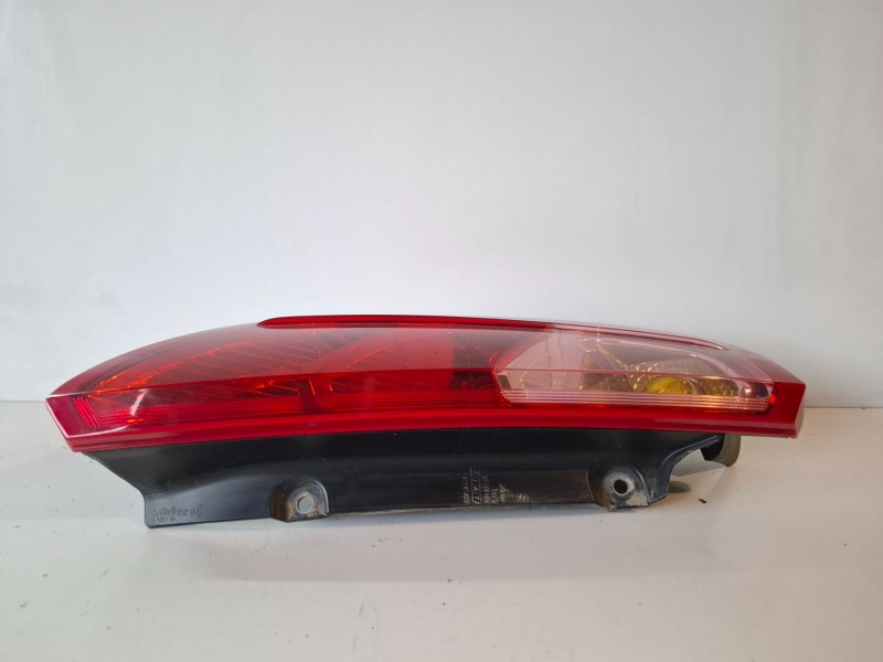 Recambio de piloto trasero izquierdo para fiat grande punto (199) 199a3000 referencia OEM IAM 51701589  