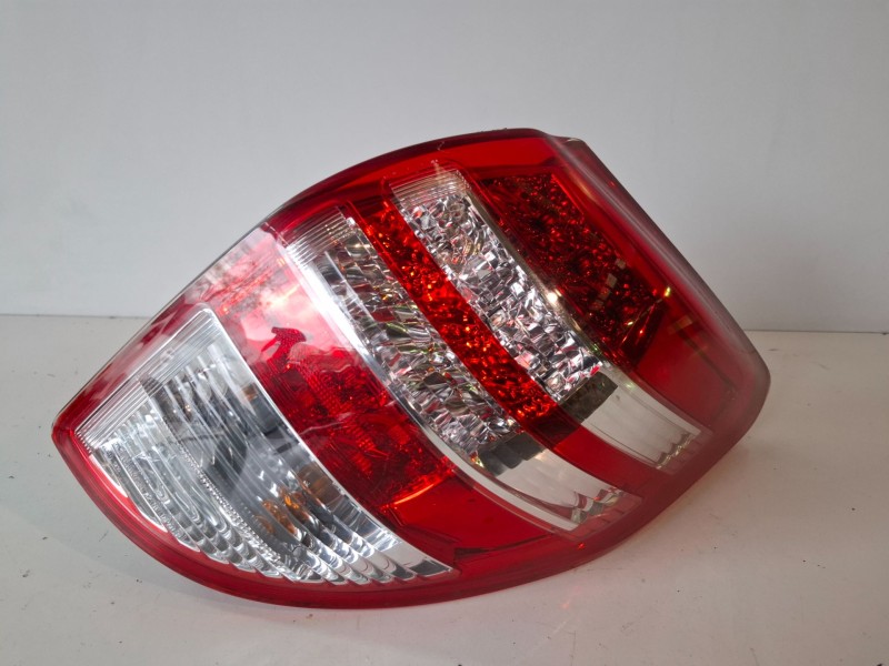 Recambio de piloto trasero derecho para toyota rav4 (a3) 2ad referencia OEM IAM   