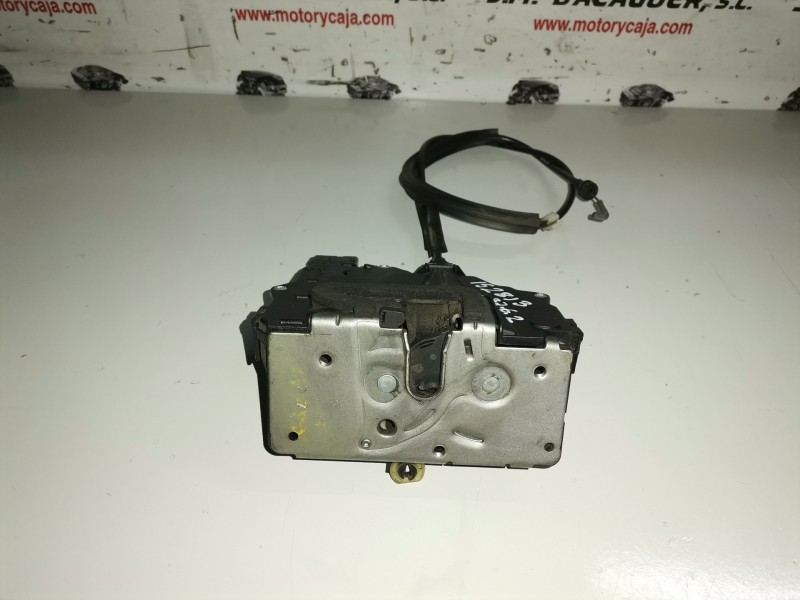 Recambio de cerradura puerta delantera izquierda para fiat grande punto (199) 199a6000 referencia OEM IAM 51797561  