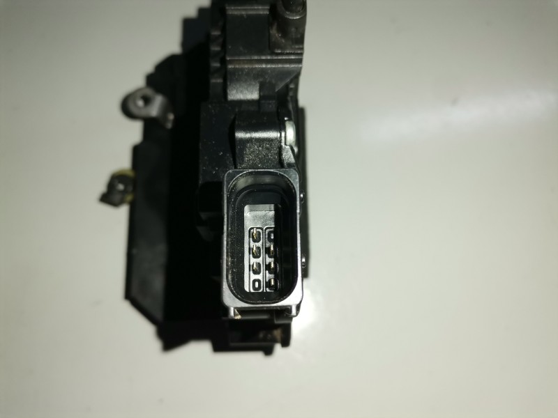 Recambio de cerradura puerta delantera izquierda para fiat grande punto (199) 199a6000 referencia OEM IAM 51797561  