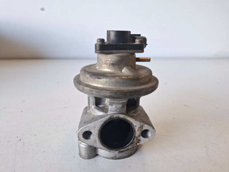 Recambio de valvula egr para mitsubishi montero (v60/v70) 4d56 referencia OEM IAM   