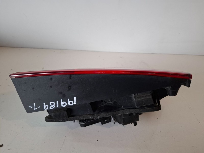 Recambio de piloto trasero derecho para audi a3 sportback (8vf) cxx referencia OEM IAM 2TZ01283902  