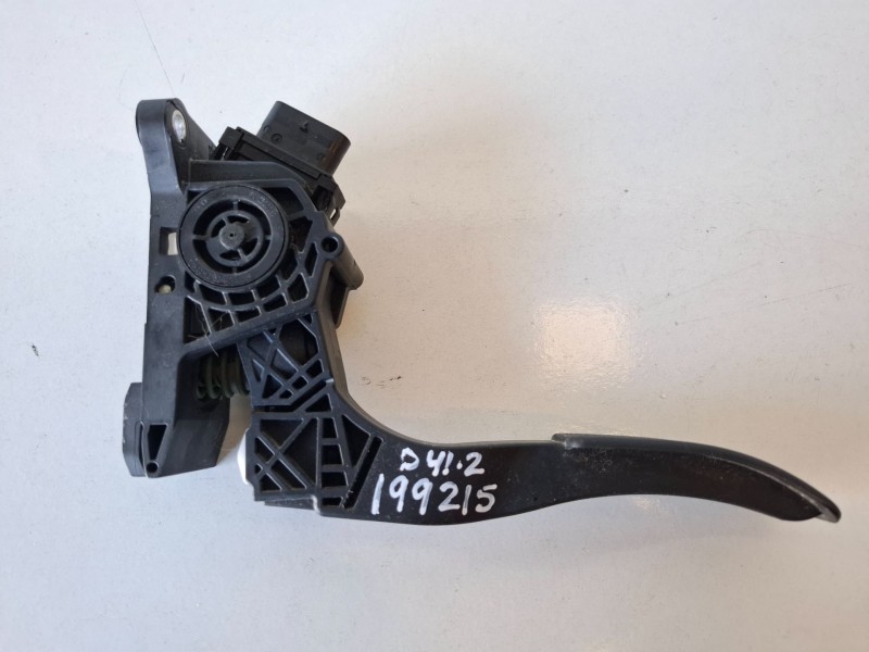 Recambio de pedal acelerador para mercedes-benz vito tourer (447) r9n402 referencia OEM IAM A9073010200  