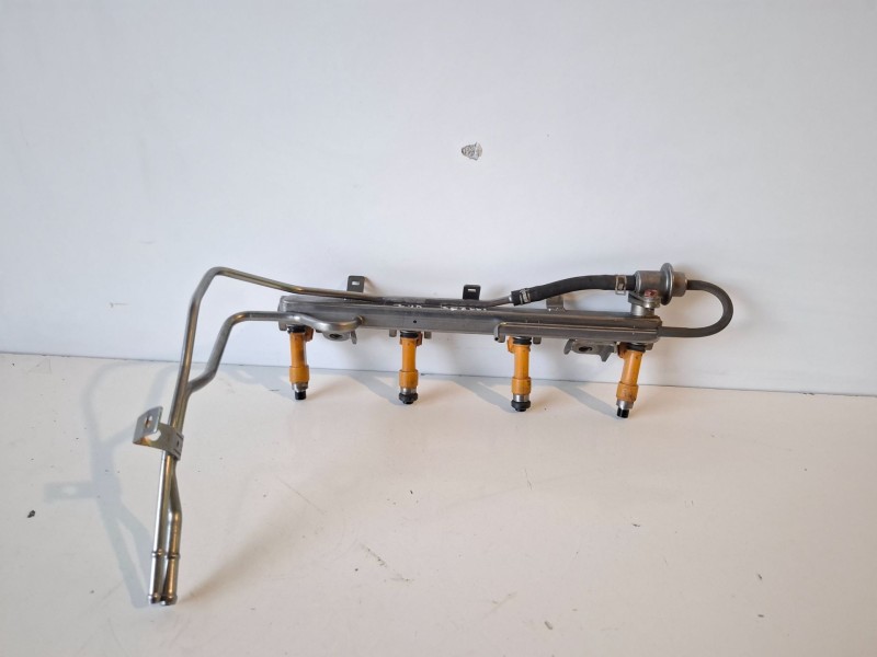 Recambio de rampa inyectora para suzuki jimny (sn/fj) m13a referencia OEM IAM   