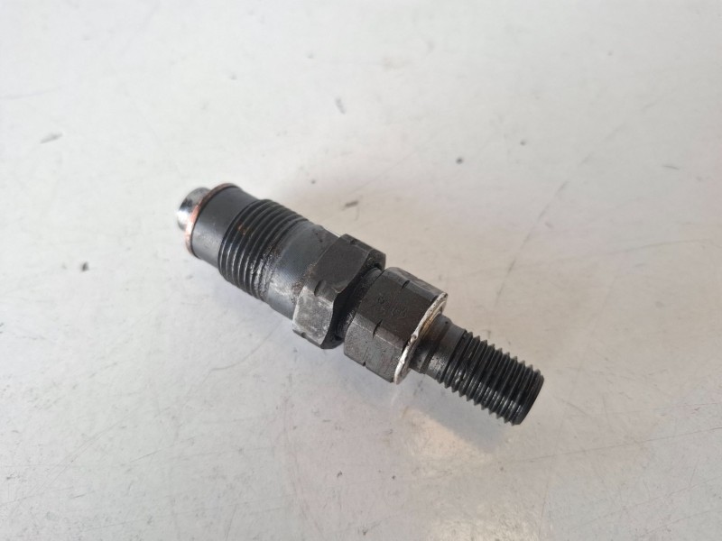 Recambio de inyector para mitsubishi montero (v60/v70) 4d56 referencia OEM IAM   