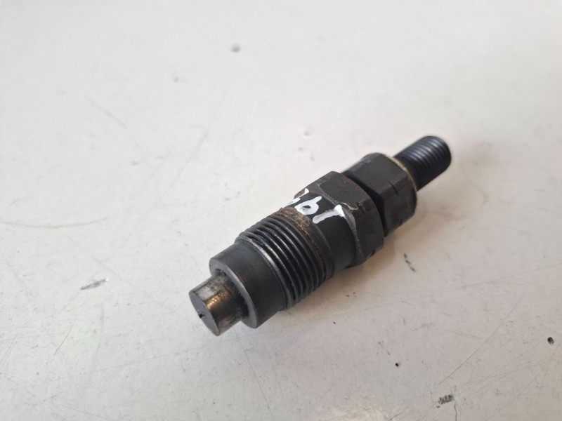 Recambio de inyector para mitsubishi montero (v60/v70) 4d56 referencia OEM IAM   
