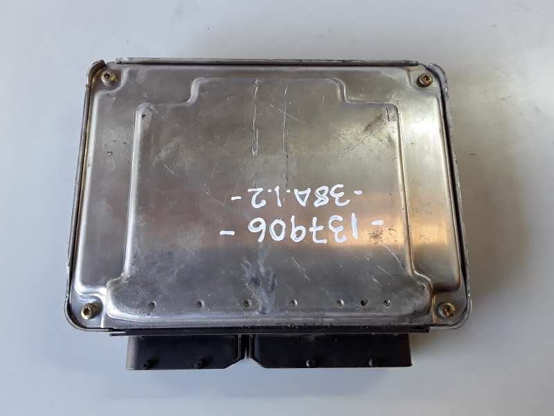 Recambio de centralita motor uce para seat toledo (1m2) asv referencia OEM IAM 0281010062/038906012AT/EDC15VM+  