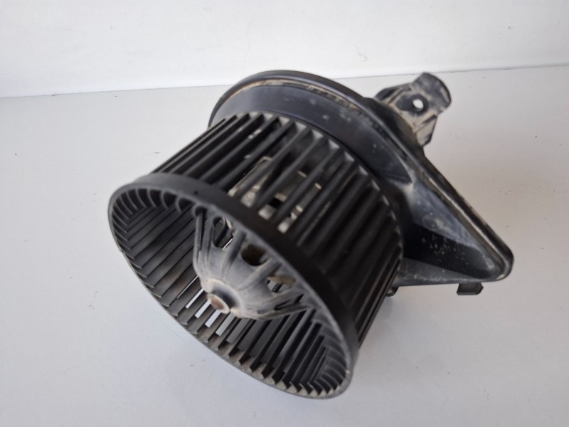 Recambio de ventilador calefaccion para citroen berlingo wjy referencia OEM IAM   