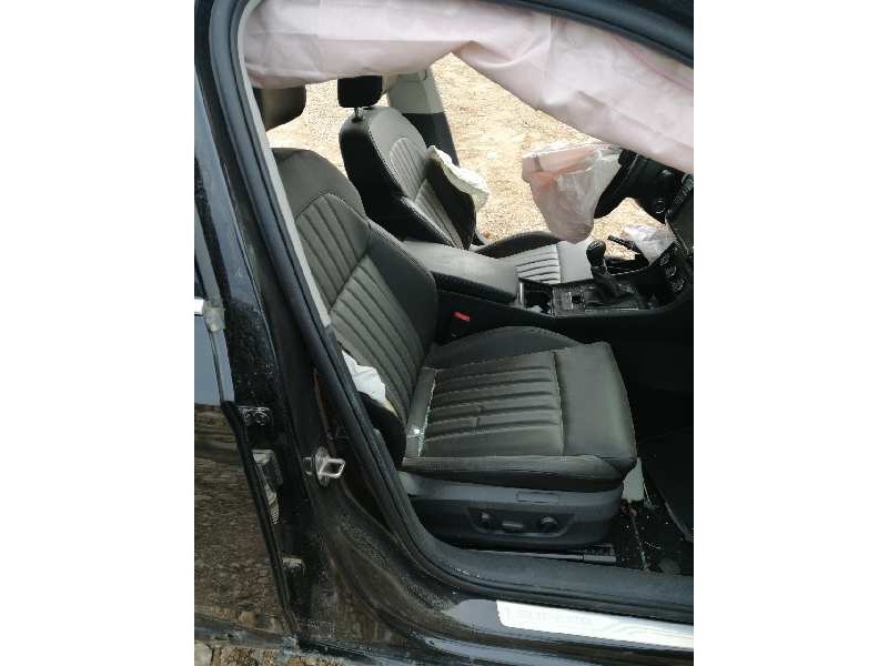 skoda superb combi (3v5) del año 2017