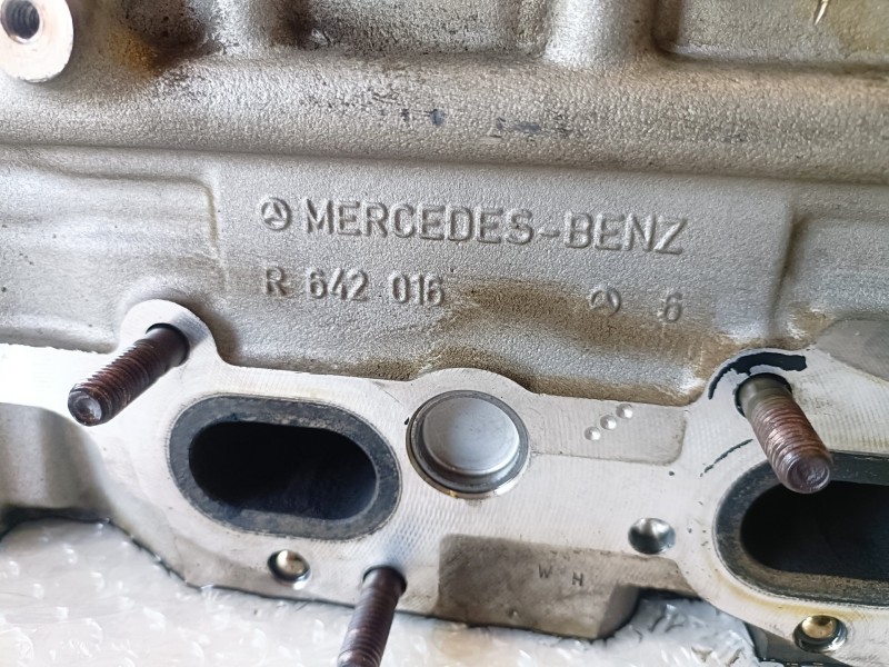 Recambio de culata para mercedes-benz clase e (bm 212) lim. 642852 referencia OEM IAM A6420105720  