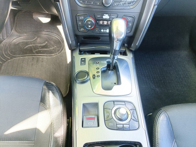 renault latitude del año 2012