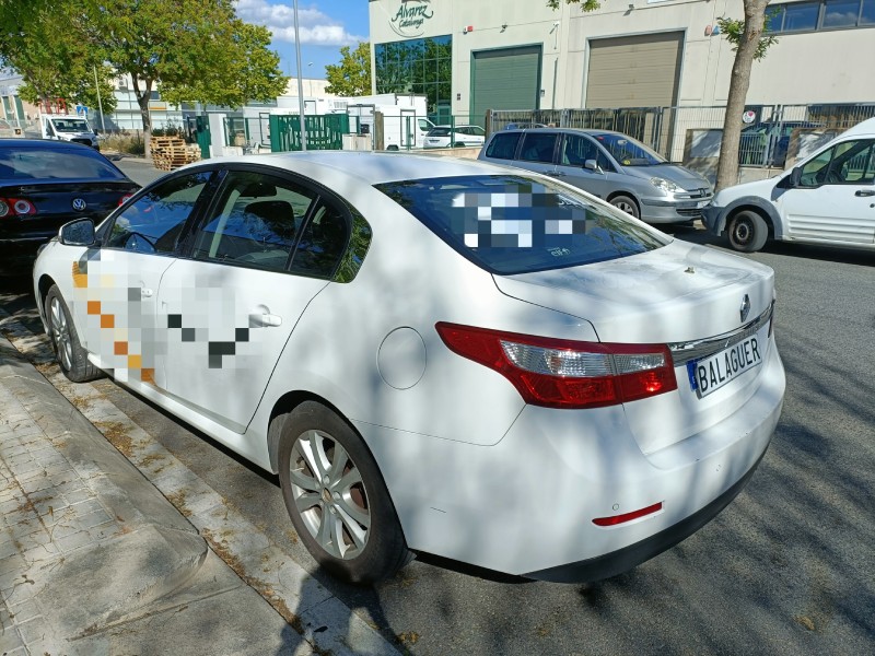 renault latitude del año 2012