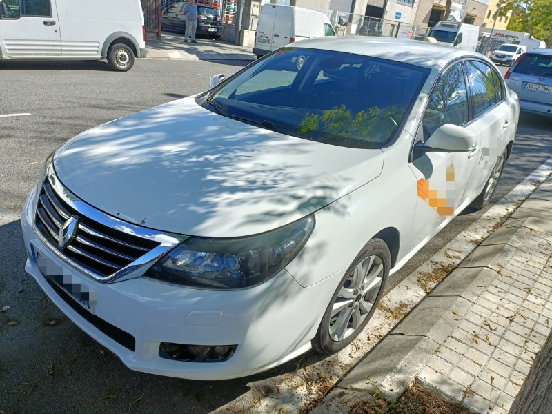 renault latitude del año 2012