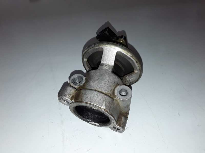 Recambio de valvula egr para mitsubishi montero (v60/v70) 4d56 referencia OEM IAM K5T7258  