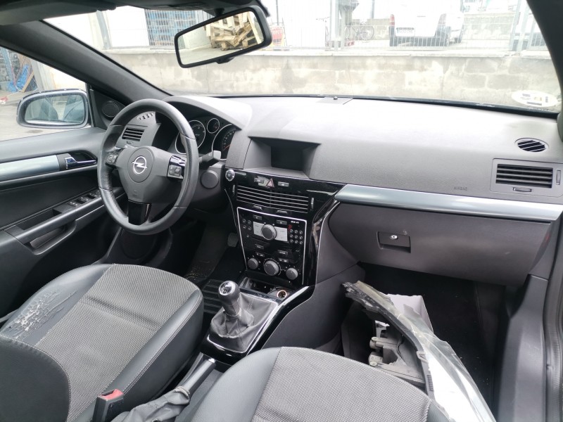 opel astra h twin top del año 2006