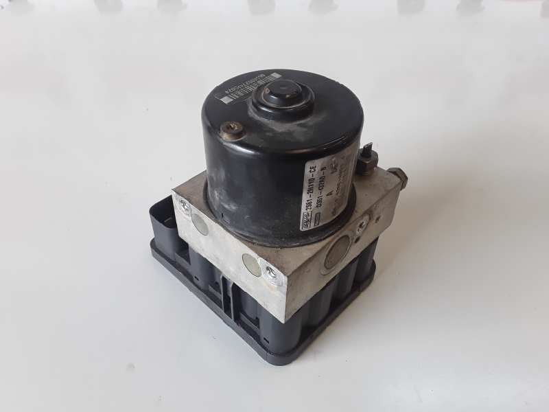 Recambio de abs para ford fiesta (cbk) fxjb referencia OEM IAM 2S612M110CE/10020600934/10096001063  