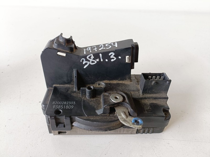 Recambio de cerradura puerta delantera izquierda para nissan primastar (x83) f9q760 referencia OEM IAM 8200282303  