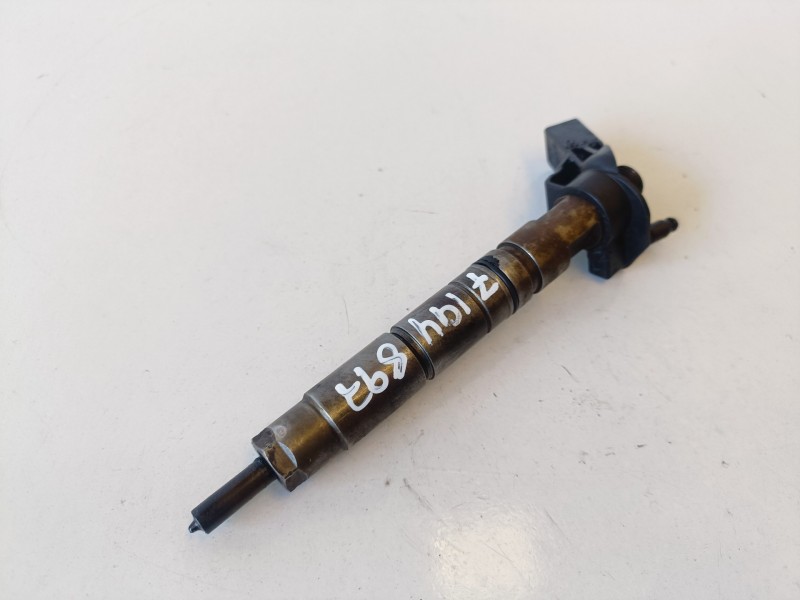 Recambio de inyector para mercedes-benz clase e (bm 212) lim. 642852 referencia OEM IAM 0445116026  