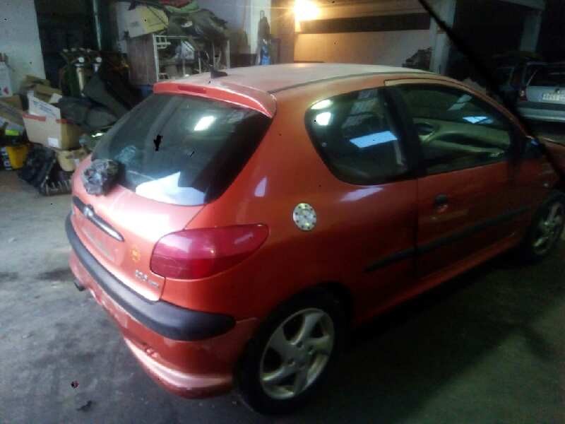 peugeot 206 del año 2001