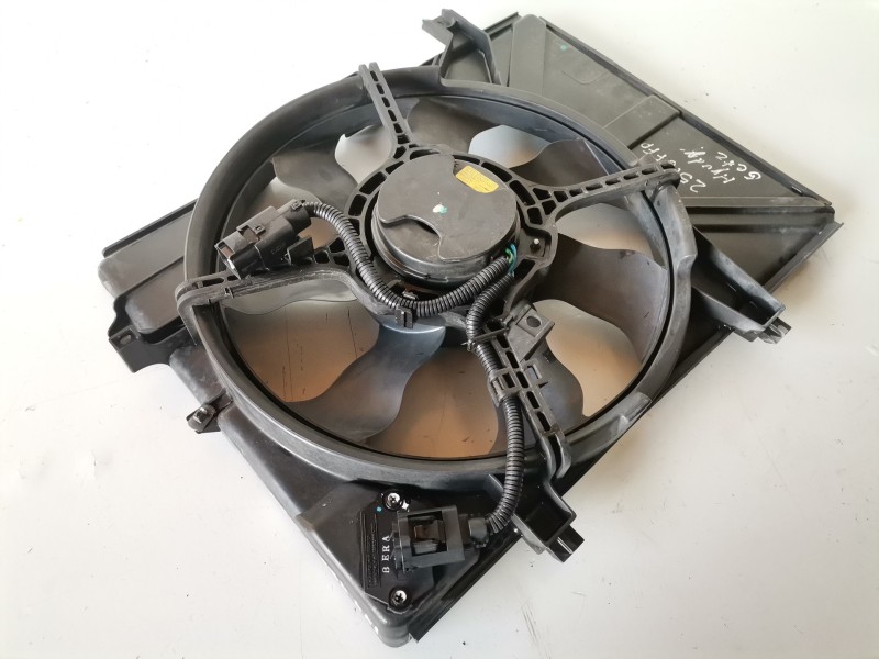 Recambio de electroventilador para hyundai getz (tb) g4hg referencia OEM IAM   