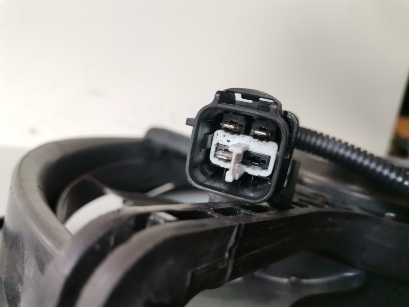 Recambio de electroventilador para hyundai getz (tb) g4hg referencia OEM IAM   