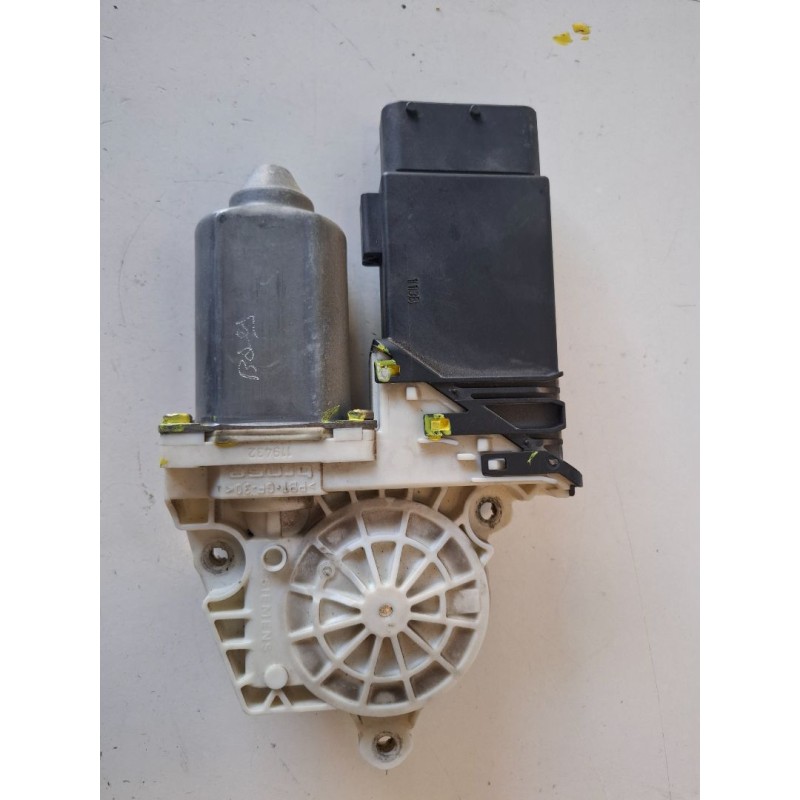 Recambio de motor elevalunas delantero derecho para volkswagen golf iv berlina (1j1)(10.1997) agr referencia OEM IAM   