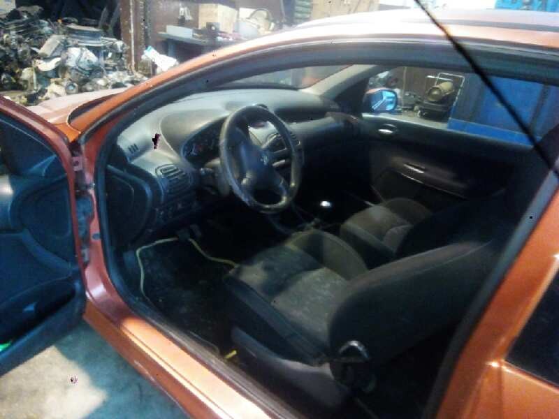 peugeot 206 del año 2001