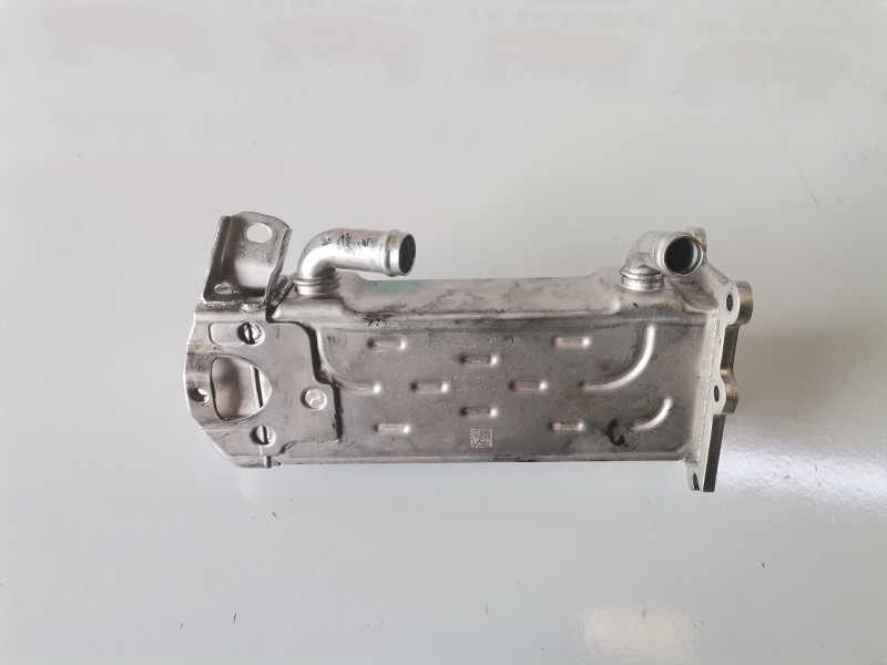 Recambio de enfriador egr para mercedes-benz vito tourer (447) 651 referencia OEM IAM A6511400675  