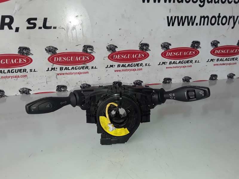 Recambio de mando luces para ford fiesta (cb1) hhjc referencia OEM IAM 8A6T13335CB/8A6T17A553AC  