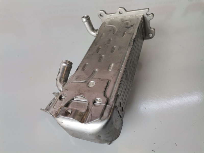 Recambio de enfriador egr para mercedes-benz vito tourer (447) 651 referencia OEM IAM A6511400675  