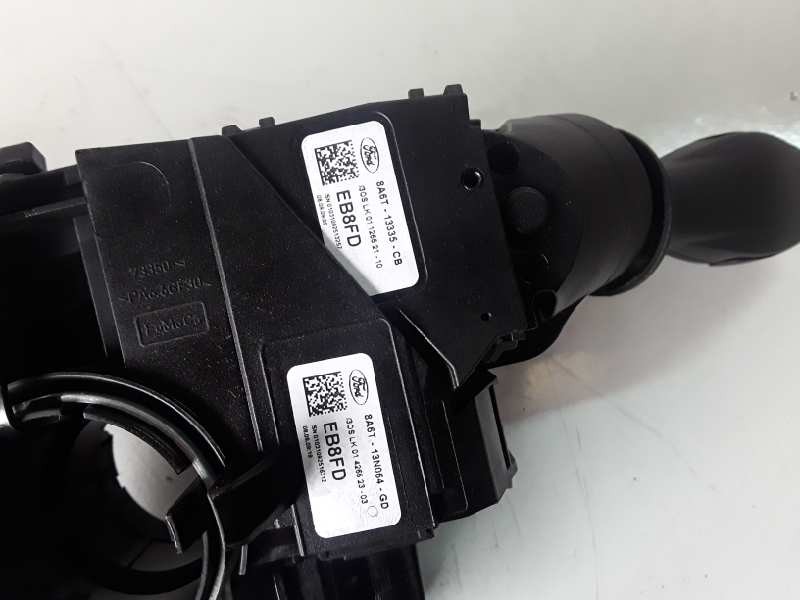 Recambio de mando luces para ford fiesta (cb1) hhjc referencia OEM IAM 8A6T13335CB/8A6T17A553AC  