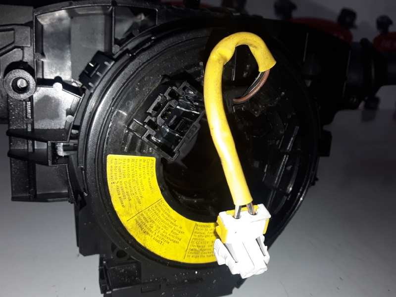 Recambio de mando luces para ford fiesta (cb1) hhjc referencia OEM IAM 8A6T13335CB/8A6T17A553AC  